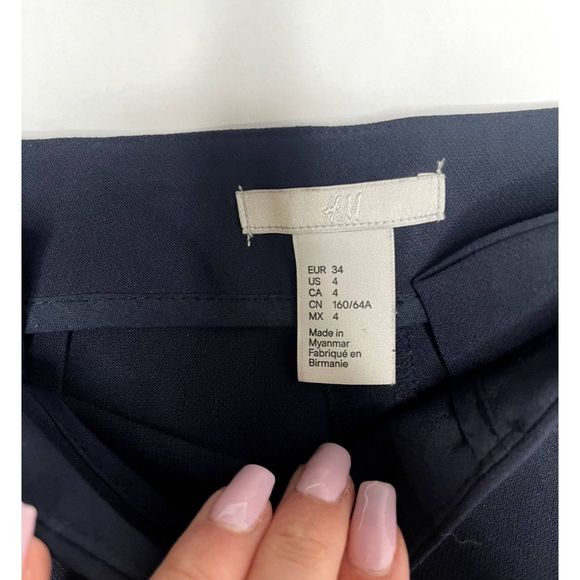 H & M Dark Blue Women's Elegant Pencil Skirt With Gold Buttons - Picture 3 of 8